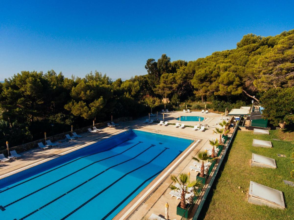 Aparthotel Sporting Pinamare Marina dʼMarina dʼAndora Exterior foto